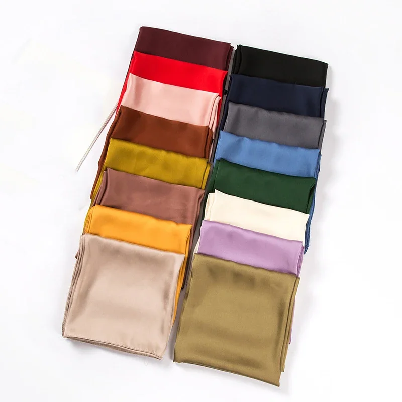 Silk Scarf Square - Écharpe en satin pour femmes 70