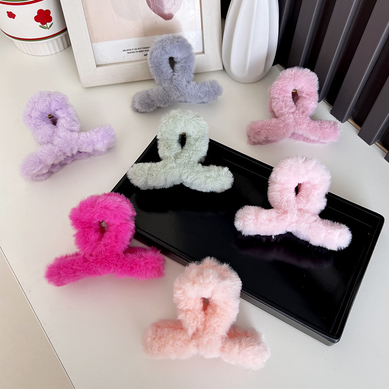 Pince à cheveux en fausse four - Women'S Winter Accessories Set avis et prix