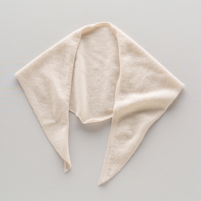 Écharpe Triangulaire en Cachem - Women'S Winter Accessories Set avis et prix